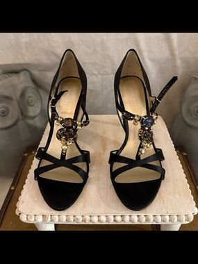 ⚡️Nine West Jeweled Sandals - 8 1/2